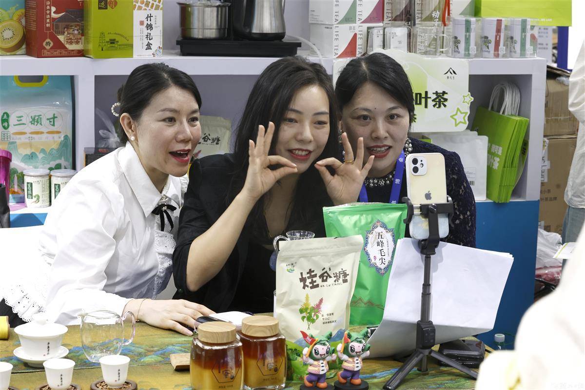 超凡娱乐下载